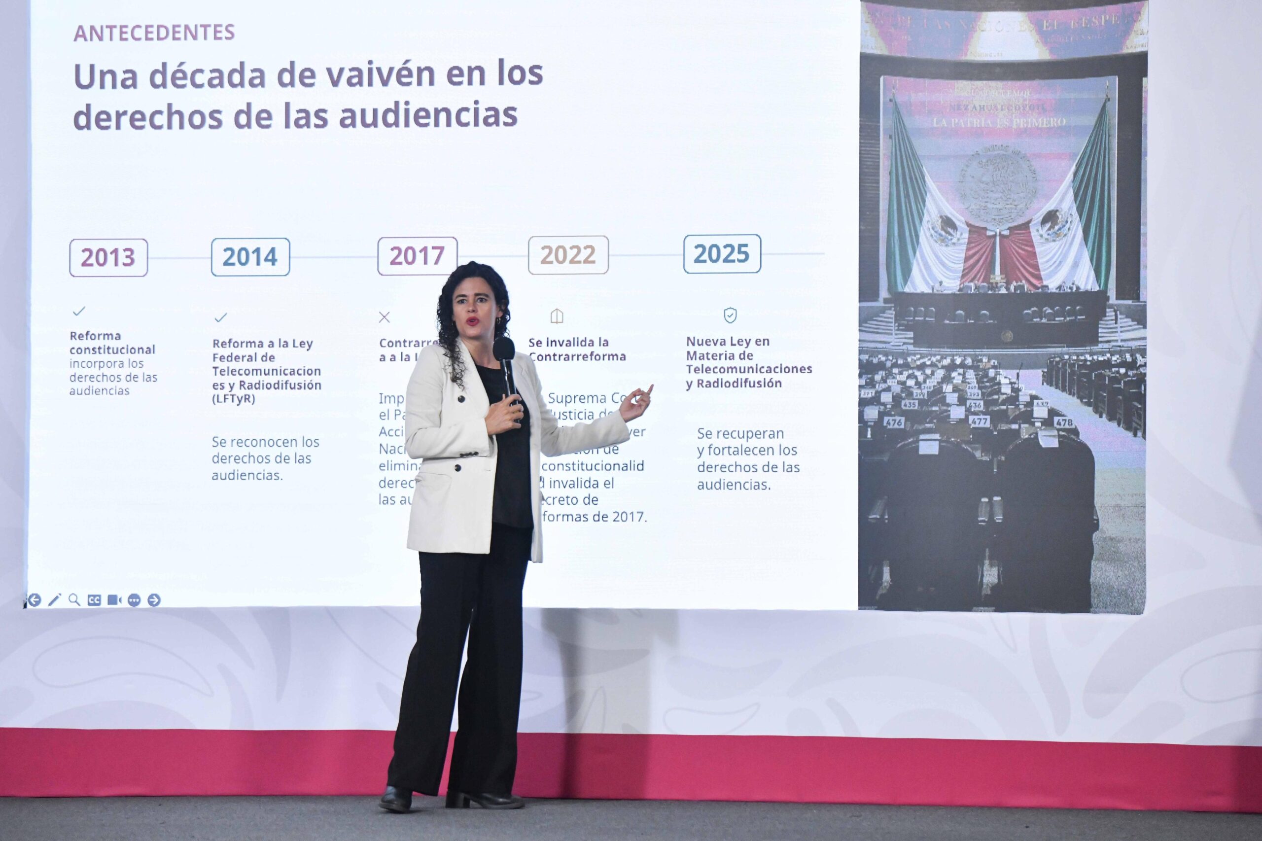 WSJ advierte riesgo de censura por regulación de medios en México