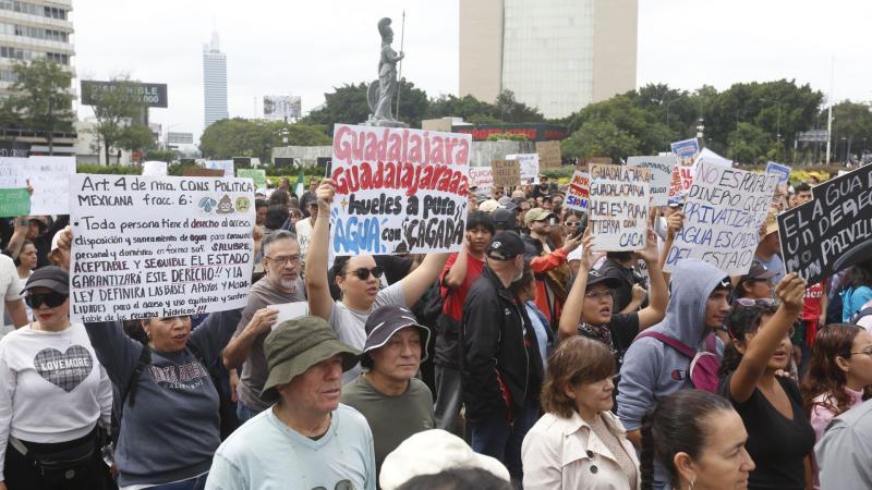 Sheinbaum rechaza represión contra manifestantes en Jalisco