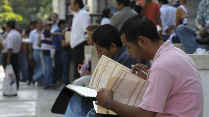 Desempleo en México baja a 2.8% en septiembre