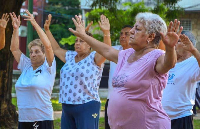 Parkinson: hacer más de ocho horas de actividad física a la semana podría ayudar a frenar el deterioro del movimiento y la memoria